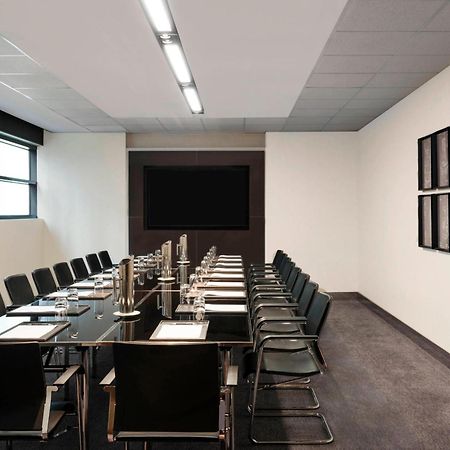 Sheraton Melbourne Hotel Εξωτερικό φωτογραφία A meeting room