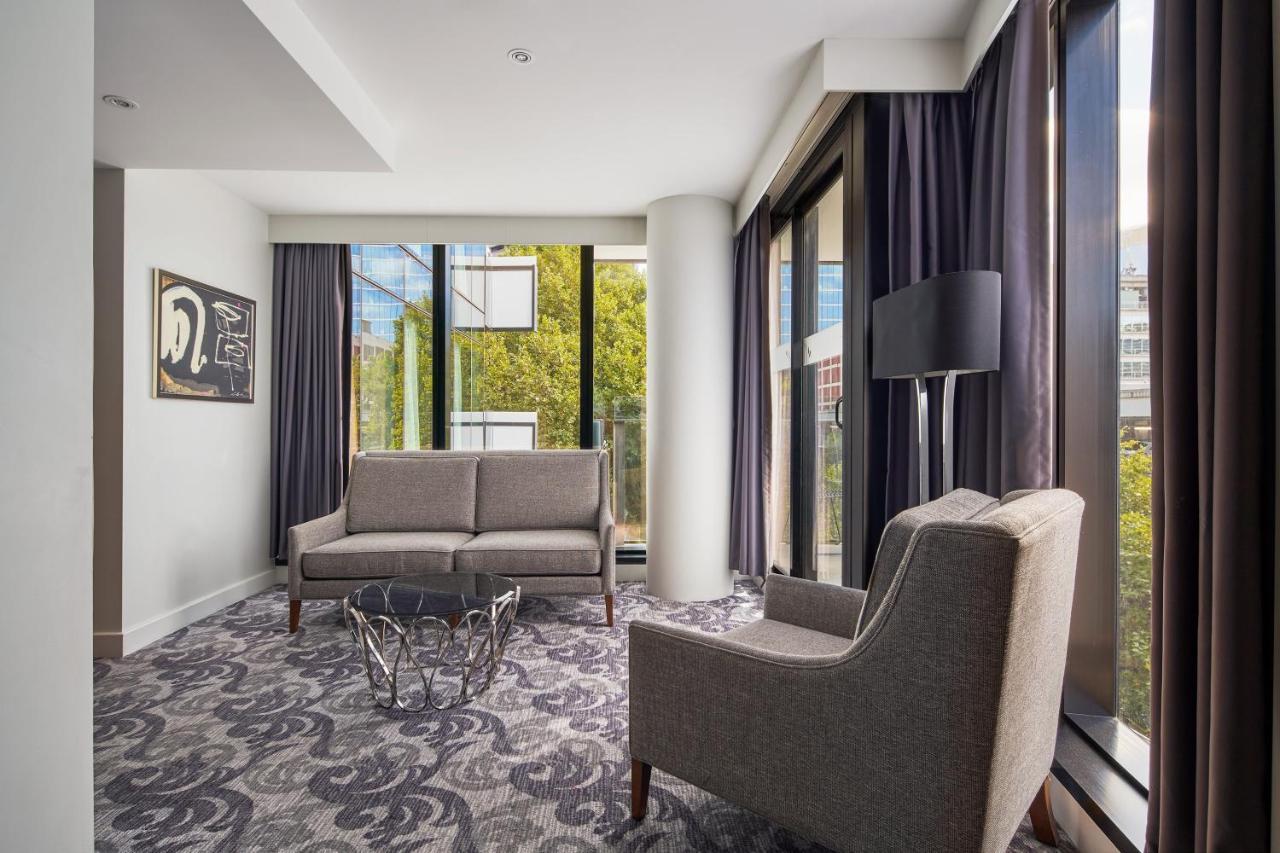 Sheraton Melbourne Hotel Εξωτερικό φωτογραφία A suite at the hotel